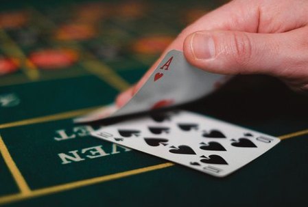 tải game 8Day web